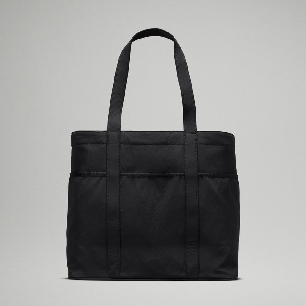 Lululemon NWT Daily Multi Pocket Tote Bag 20L - Picture 2 of 7